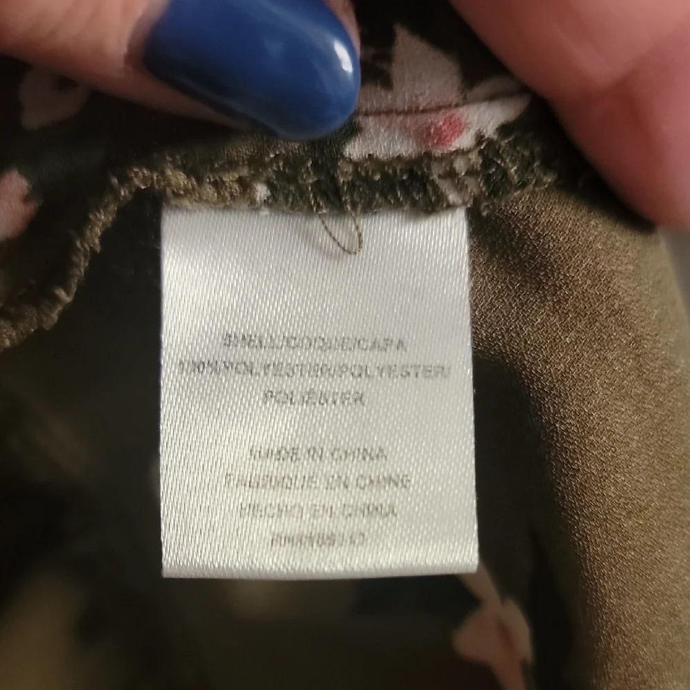 Bobeau Floral Sleeveless Top Size S - Picture 11 of 11